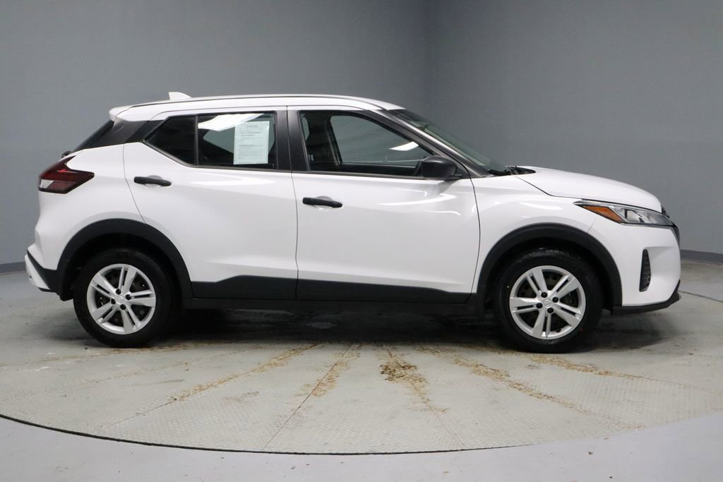 Certified 2024 Nissan Kicks S image 11