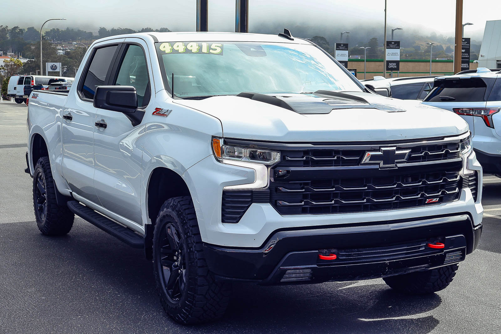 Used 2022 Chevrolet Silverado 1500 LT Trail Boss AWD/4WD image 17