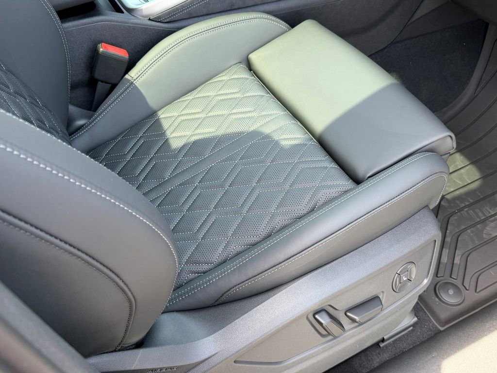 New 2026 Audi SQ5 Premium Plus image 12
