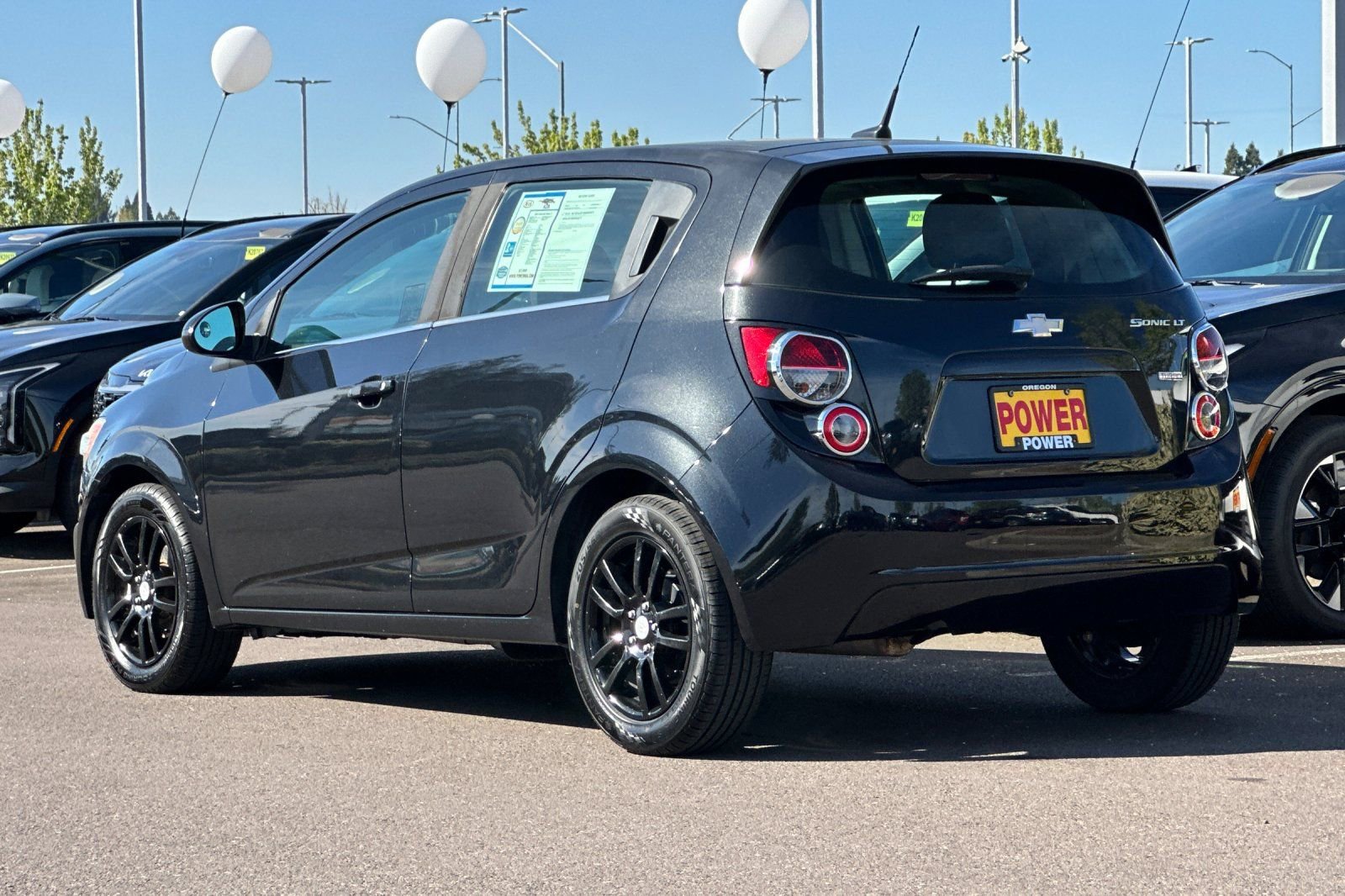 Used 2014 Chevrolet Sonic LT w/ Fun and Sun Package FWD image 6