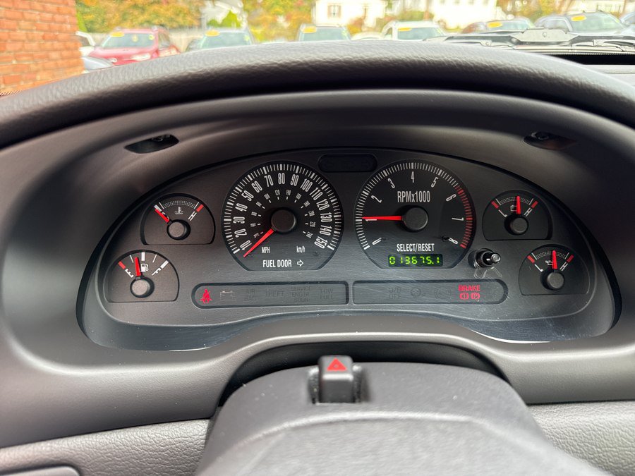 Used 2001 Ford Mustang GT RWD image 16