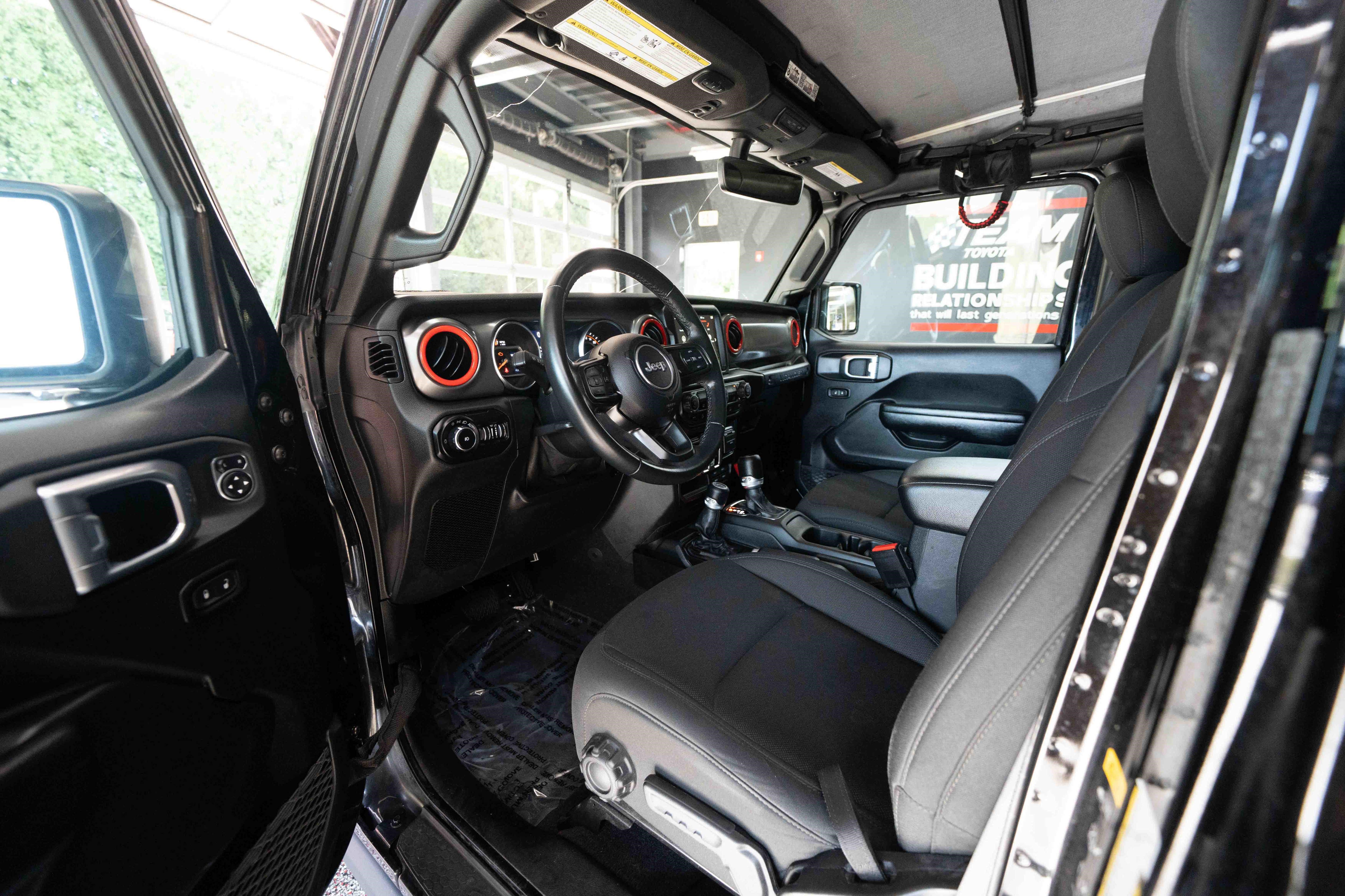 Used 2021 Jeep Wrangler Unlimited Sport AWD/4WD image 8