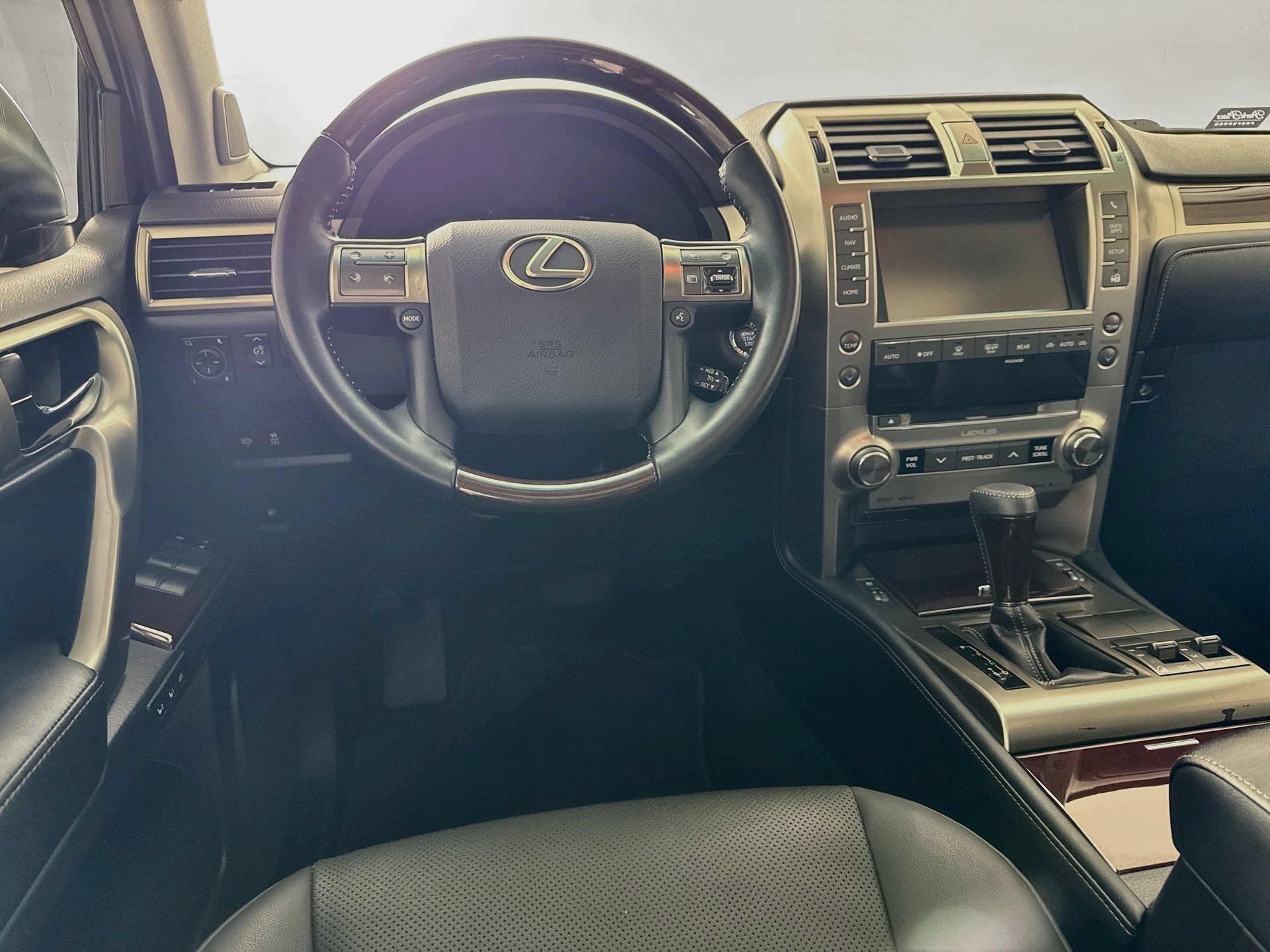 Used 2019 Lexus GX 460 Premium AWD/4WD image 24