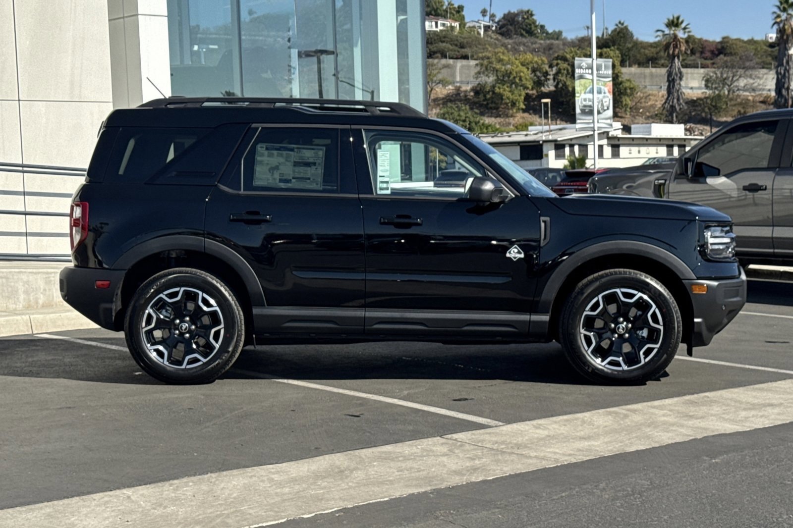 New 2025 Ford Bronco Sport Outer Banks w/ Outer Banks Tech Package+ image 2