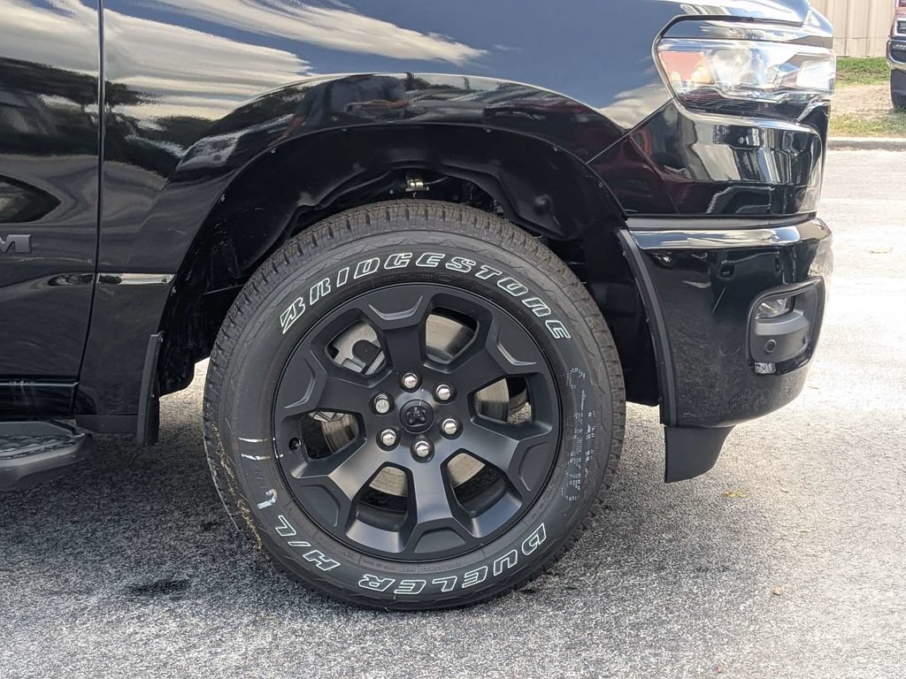 New 2026 RAM 1500 Express AWD/4WD image 11