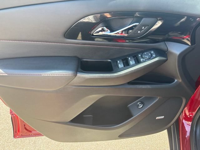 Used 2023 Chevrolet Traverse RS AWD/4WD image 20
