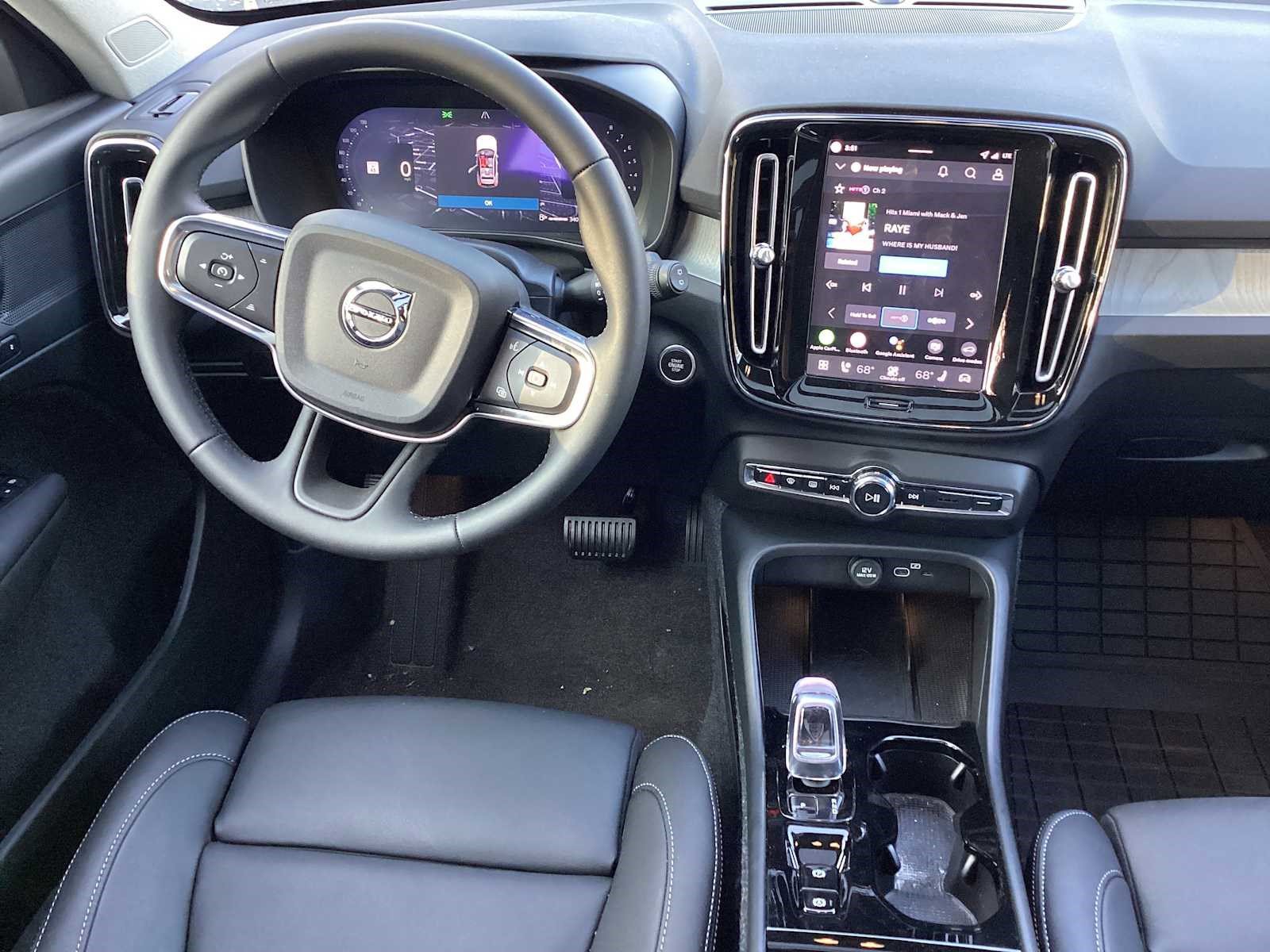 Used 2026 Volvo XC40 B5 Plus w/ Protection Package Premier image 55