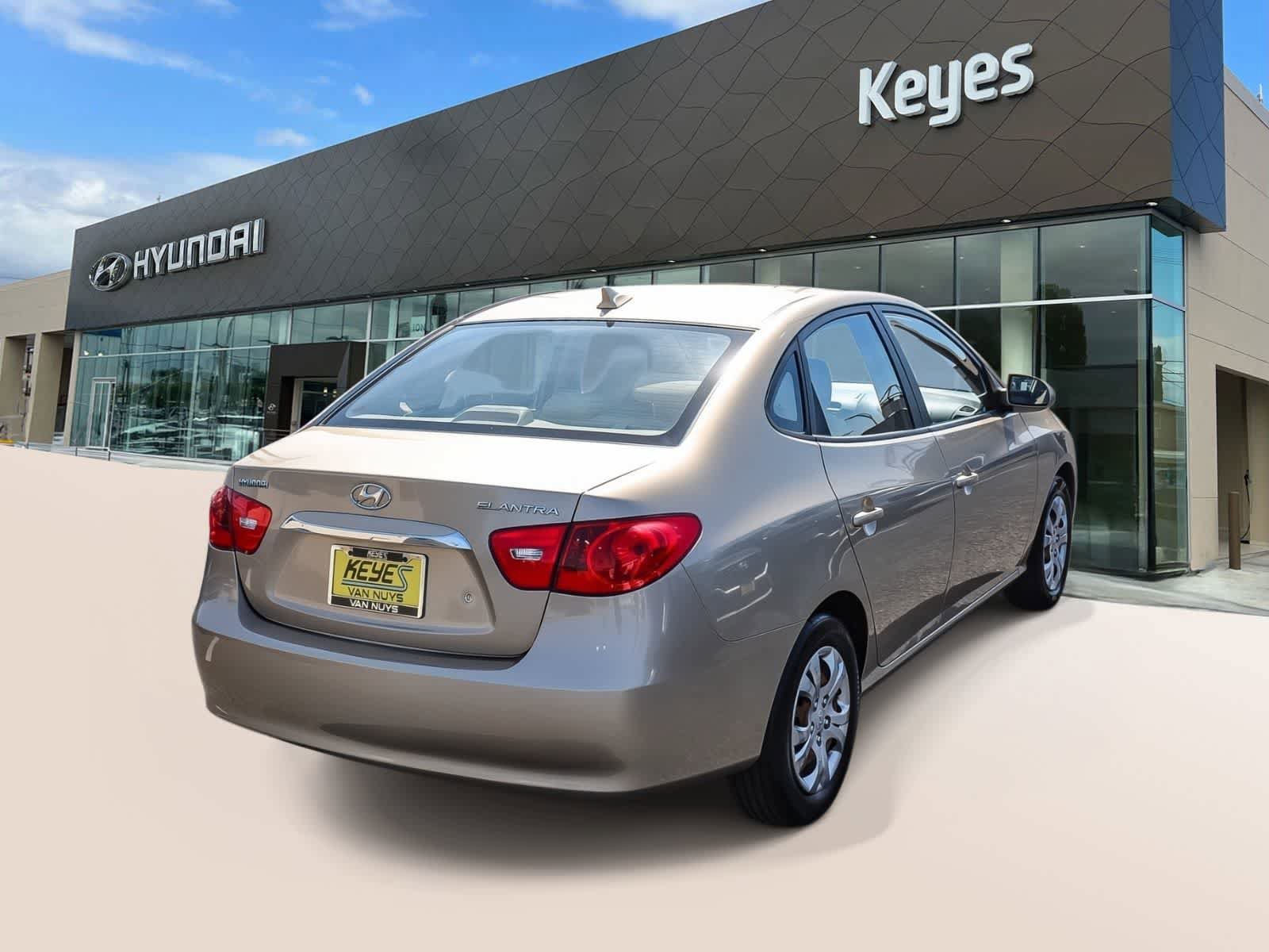 Used 2010 Hyundai Elantra GLS image 4