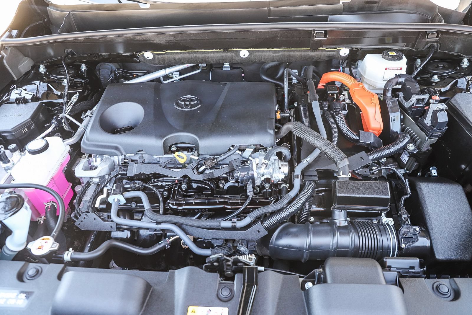 Certified 2023 Toyota Venza LE AWD/4WD image 26