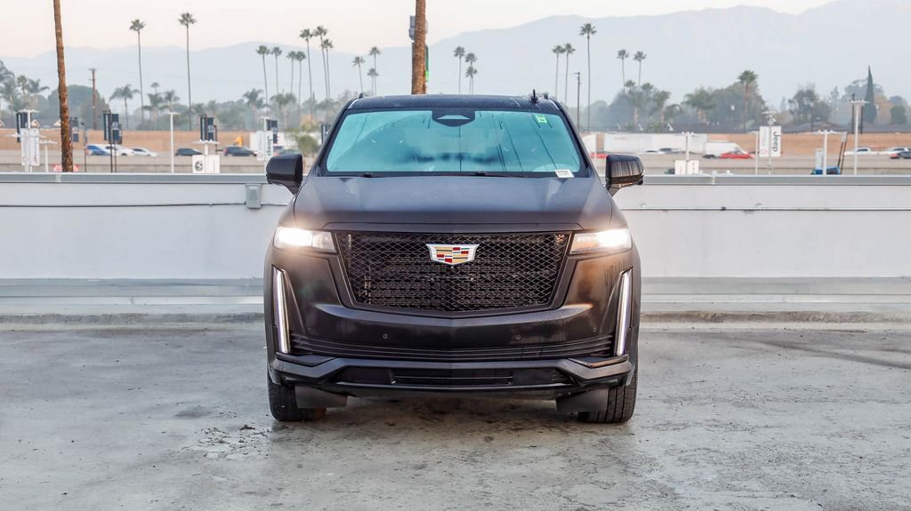 Used 2024 Cadillac Escalade Sport w/ Touring Package image 3