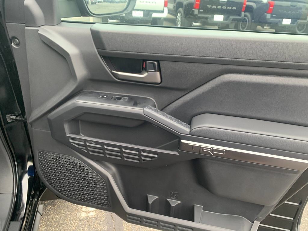 New 2026 Toyota Tacoma TRD Off-Road AWD/4WD image 19