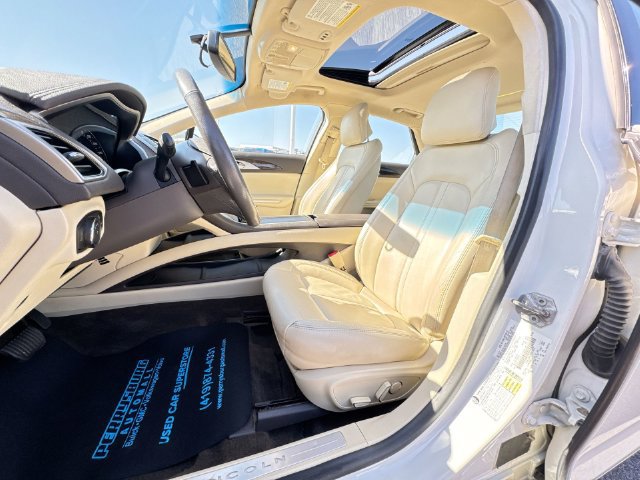 Used 2013 Lincoln MKZ FWD image 20