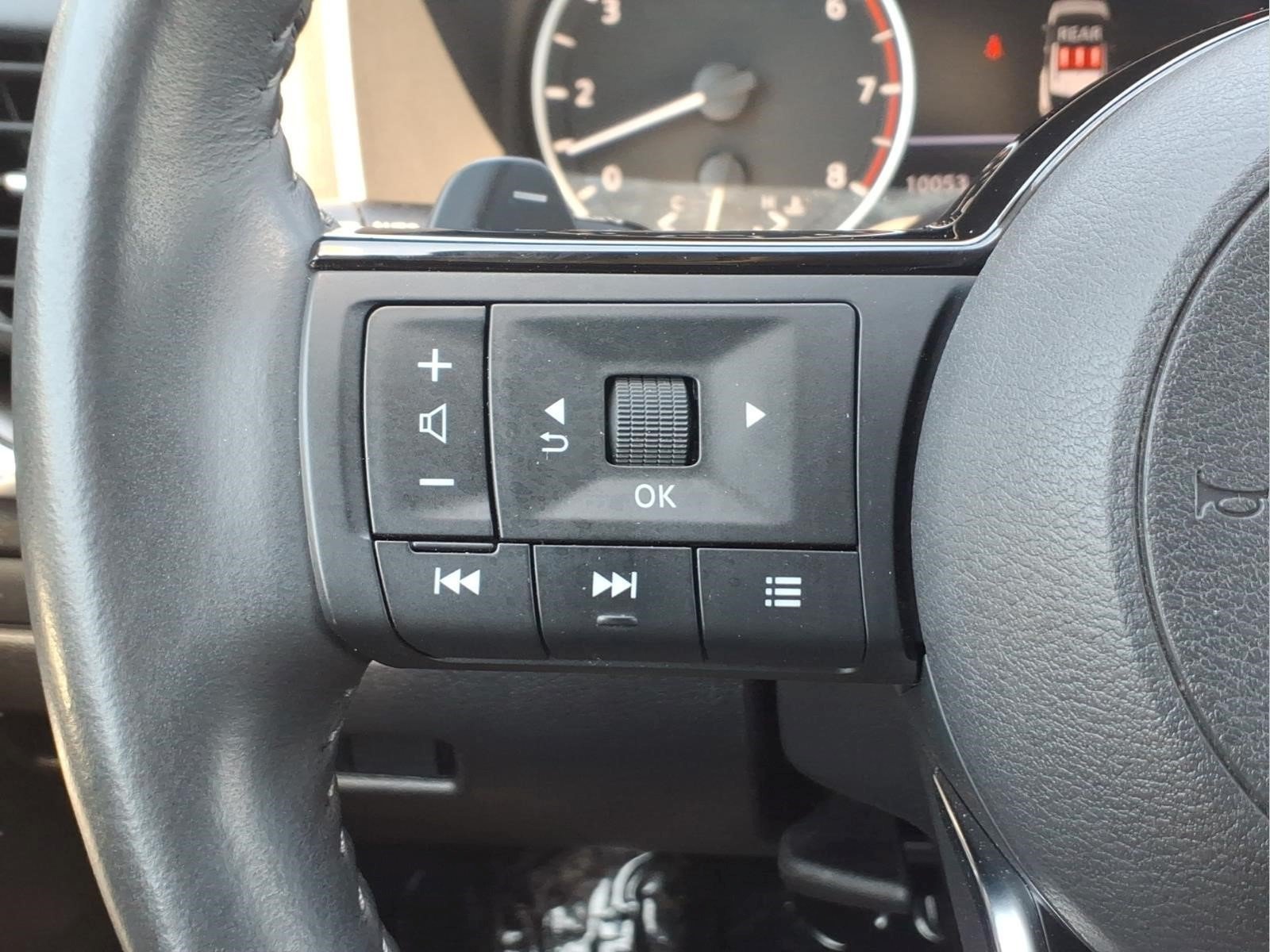 Certified 2023 Nissan Rogue SV w/ SV Premium B Package AWD/4WD image 17