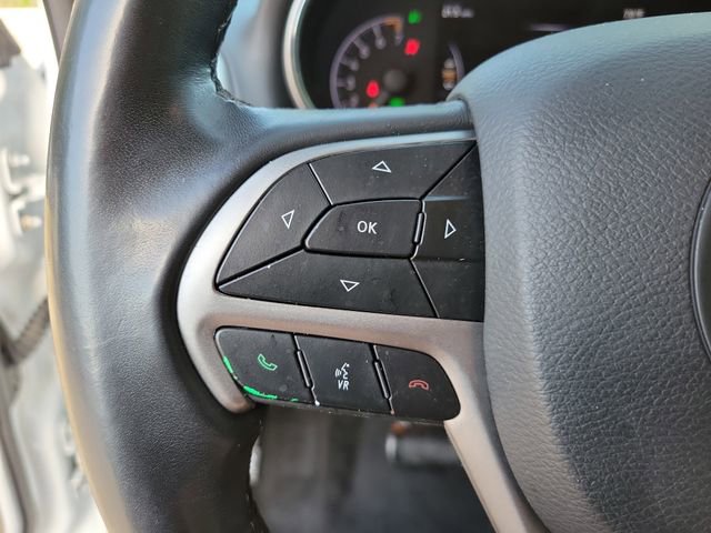 Used 2021 Jeep Grand Cherokee Laredo RWD image 27