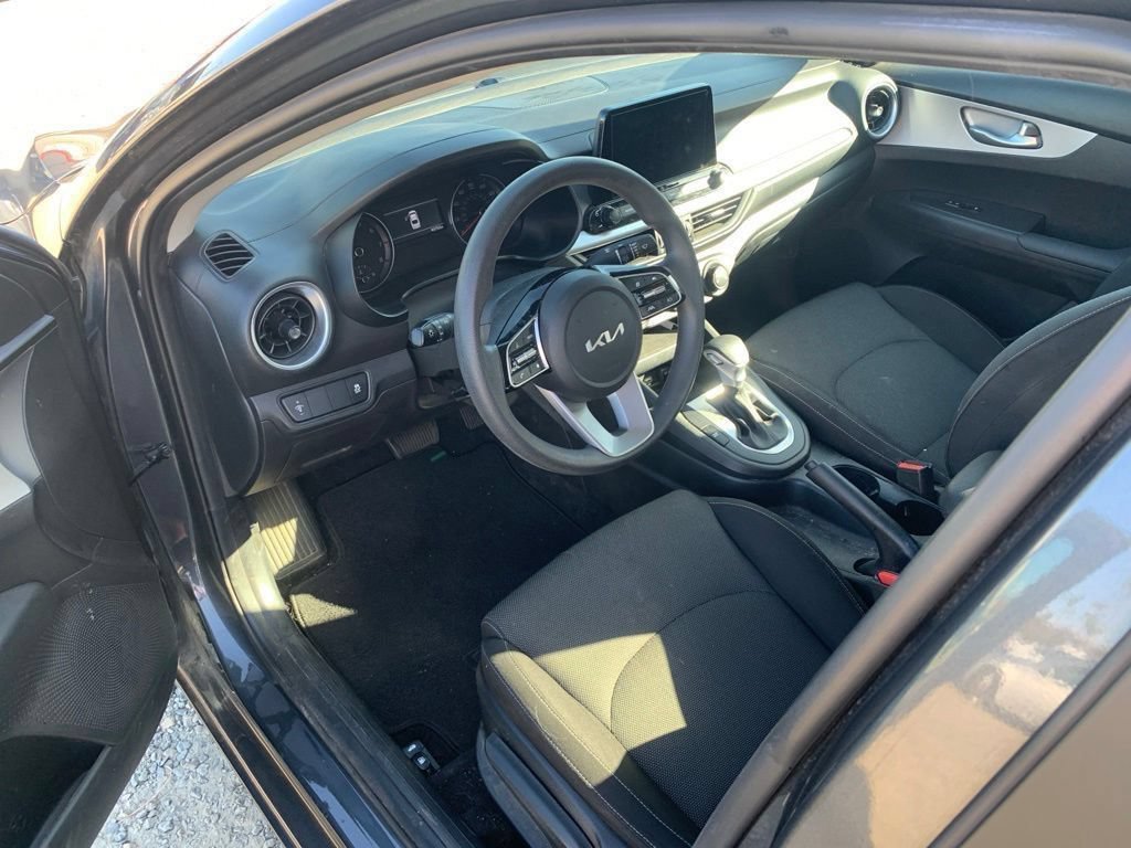 Certified 2023 Kia Forte LXS FWD image 10