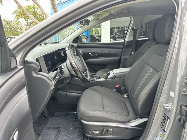 Used 2025 Hyundai Tucson SEL FWD image 30