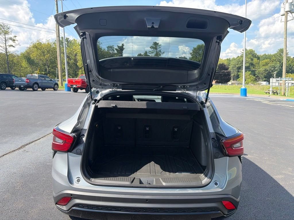 New 2026 Chevrolet Trax RS w/ Driver Confidence Package FWD image 29