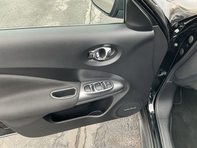 Used 2016 Nissan Juke SL image 25