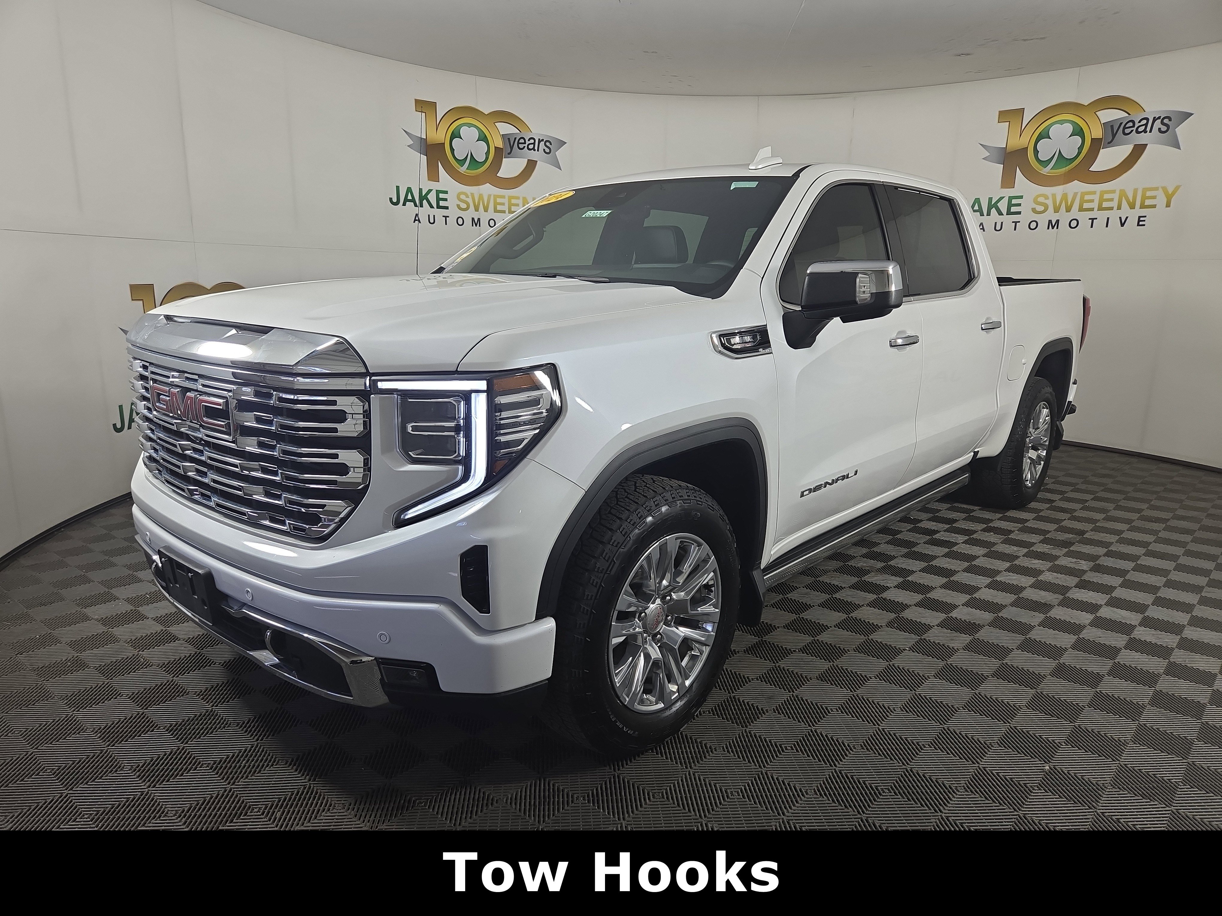 Certified 2024 GMC Sierra 1500 Denali w/ Technology Package AWD/4WD image 3