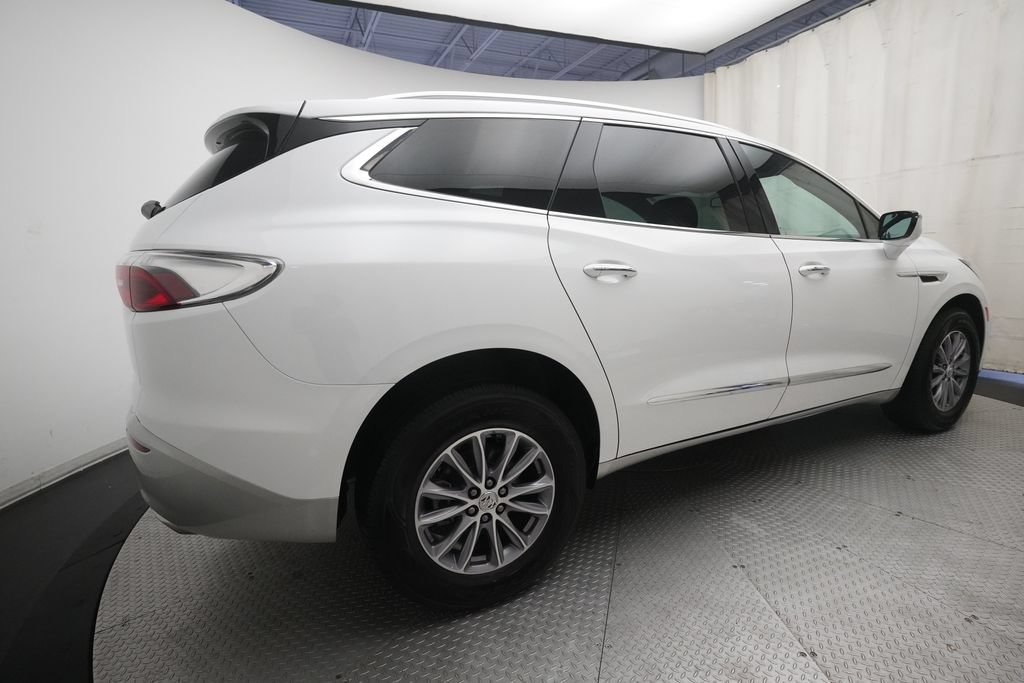 Used 2023 Buick Enclave Essence AWD/4WD image 36