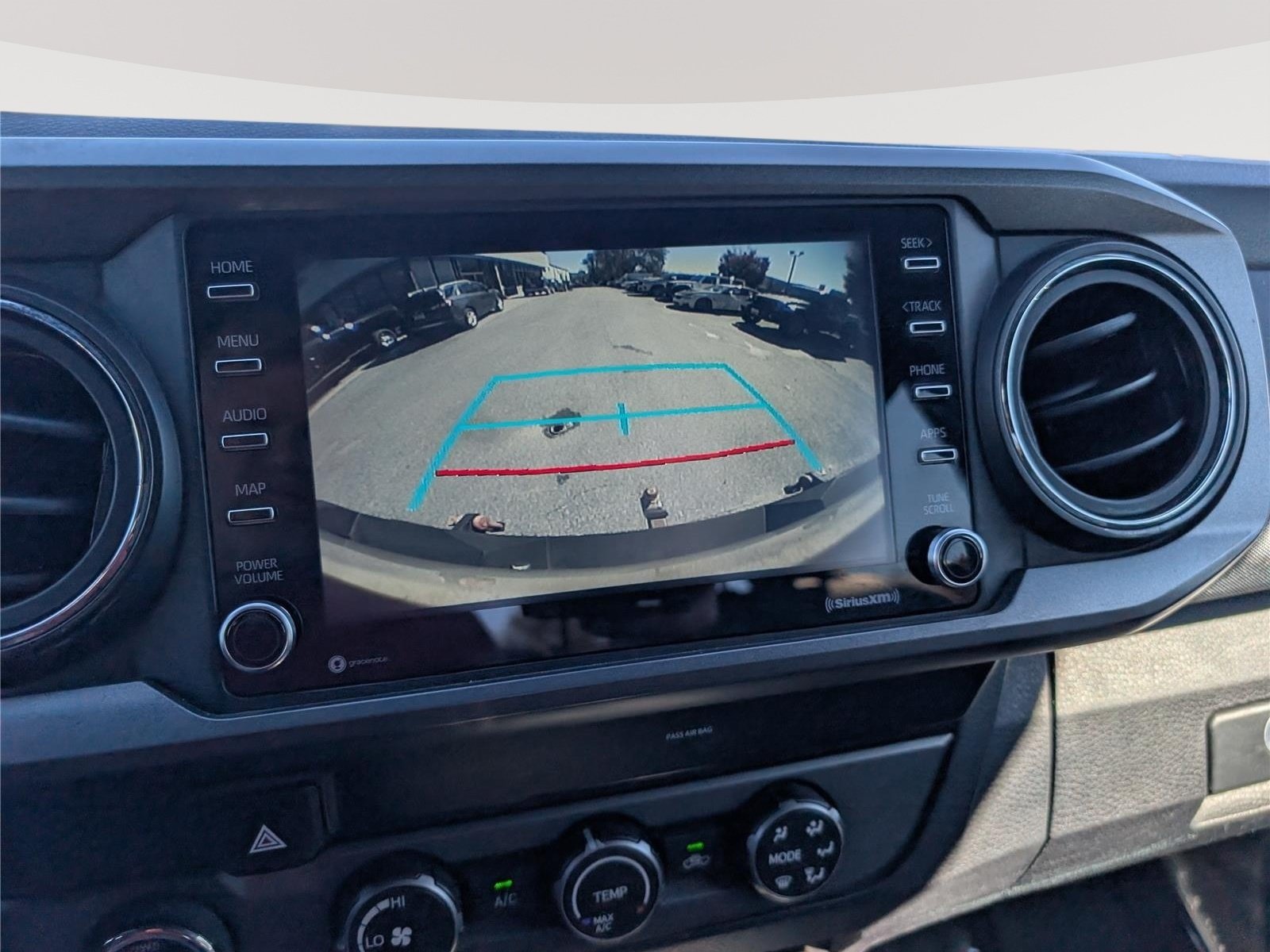 Used 2020 Toyota Tacoma TRD Off-Road AWD/4WD image 27
