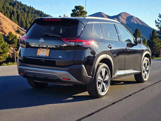 Used 2023 Nissan Rogue SL w/ SL Premium Package image 7