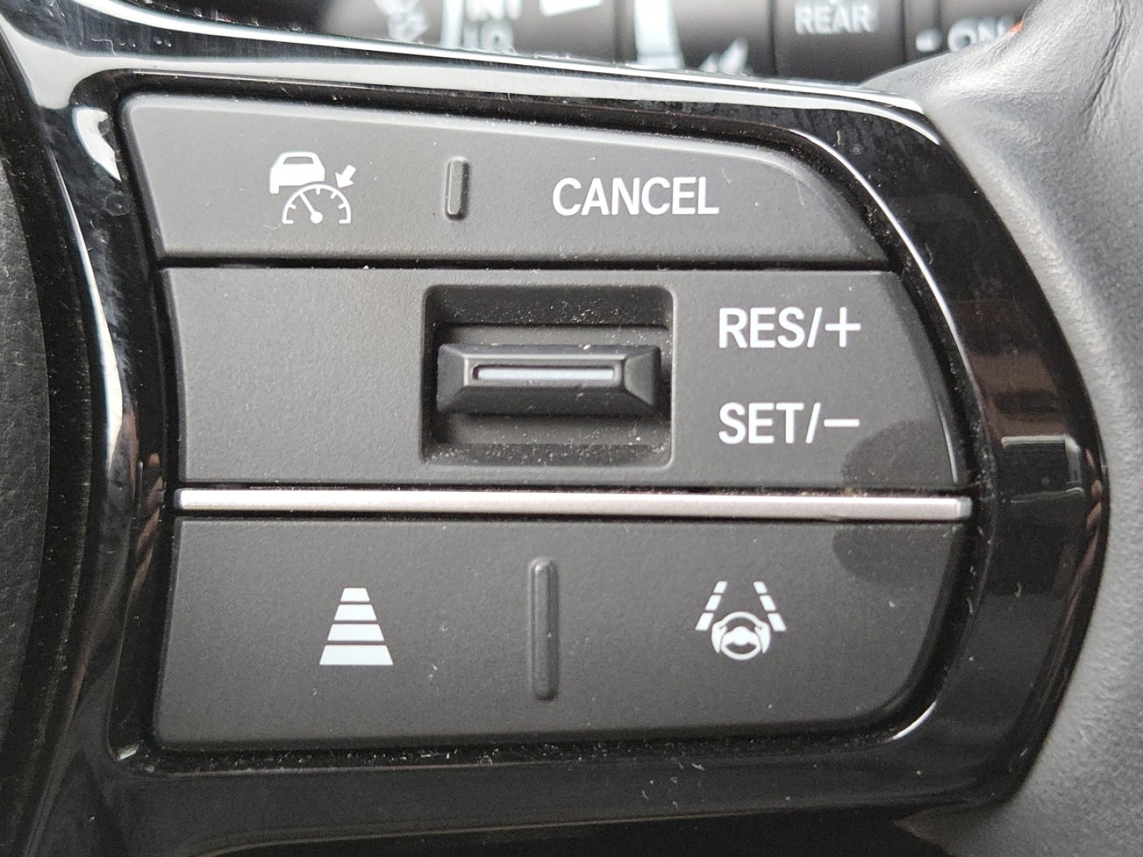 Certified 2024 Honda HR-V Sport image 9