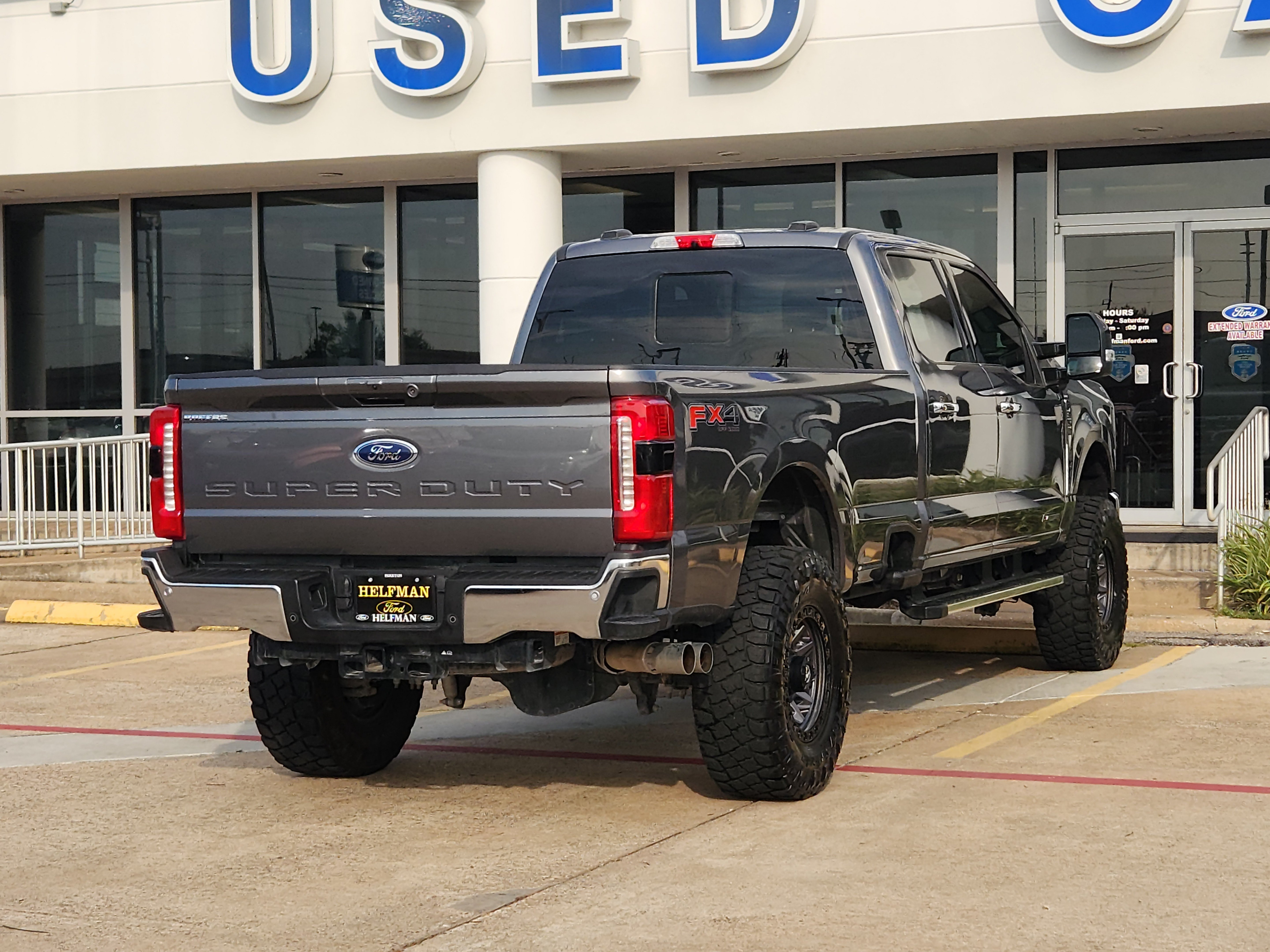 Used 2025 Ford F350 Lariat w/ Chrome Package AWD/4WD image 4