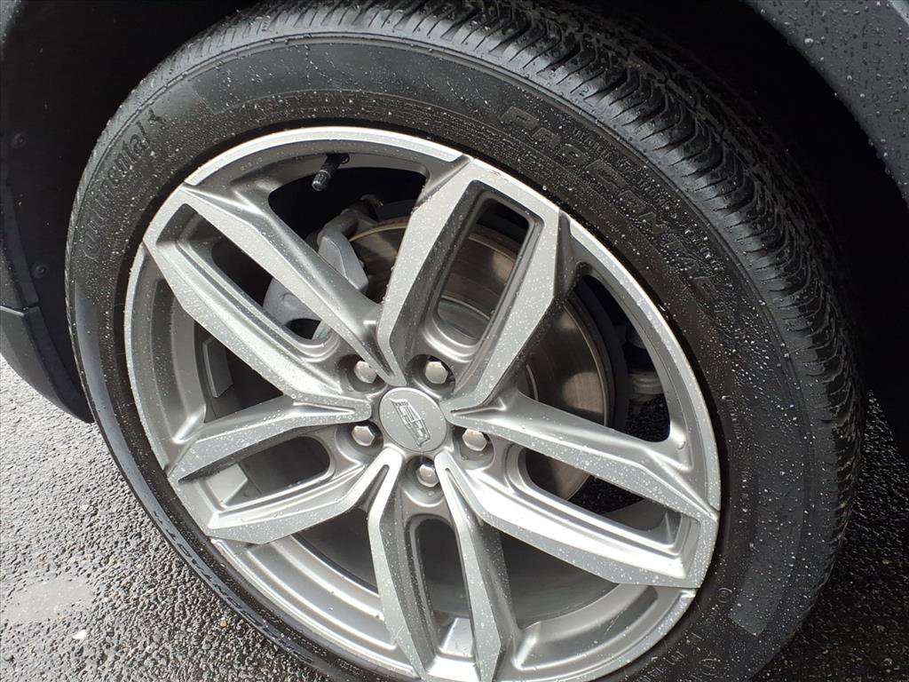 Certified 2023 Cadillac XT4 Sport w/ Cold Weather Package image 9