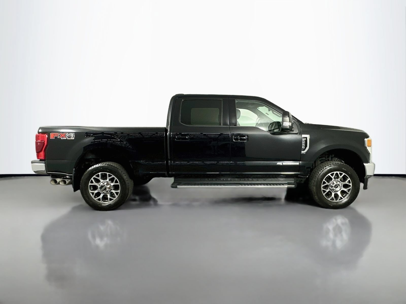 Used 2020 Ford F250 Lariat w/ Lariat Ultimate Package AWD/4WD image 9