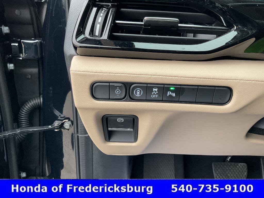 Used 2025 Acura MDX w/Technology Package image 45