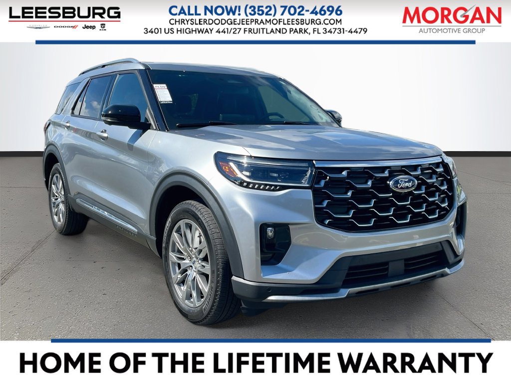 Used 2025 Ford Explorer Platinum AWD/4WD image 1