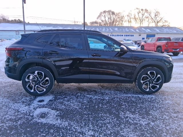 Used 2024 Chevrolet Trax RS w/ Driver Confidence Package image 6