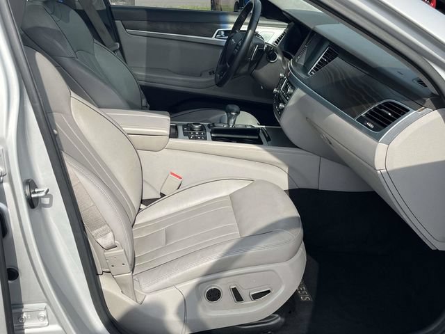 Used 2018 Genesis G80 5.0 Ultimate RWD image 26