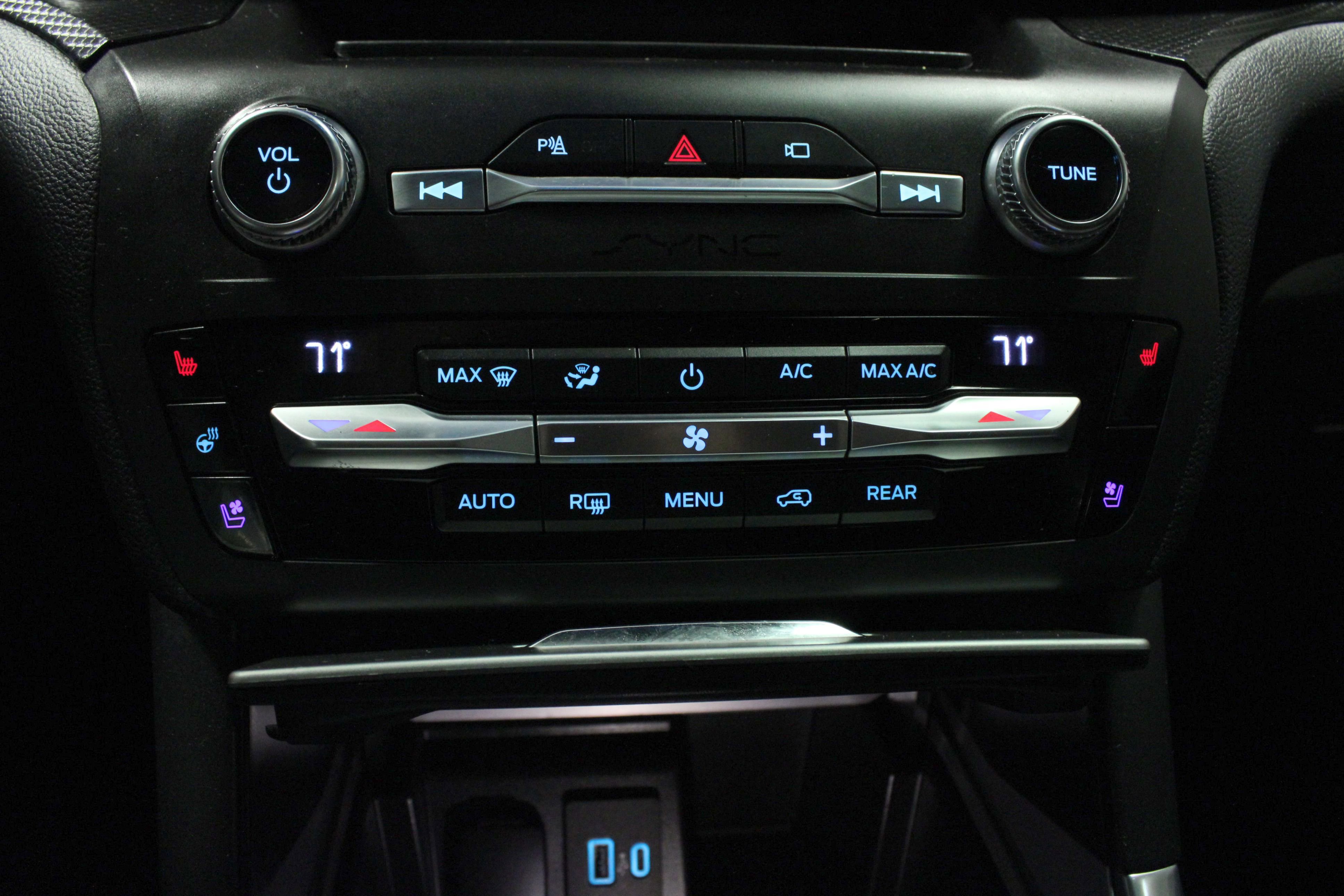 Used 2020 Ford Explorer ST AWD/4WD image 26