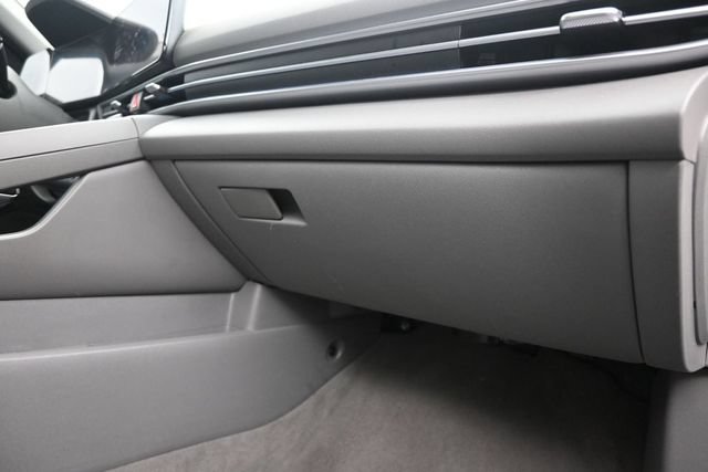 Used 2024 Hyundai Elantra SEL FWD image 38