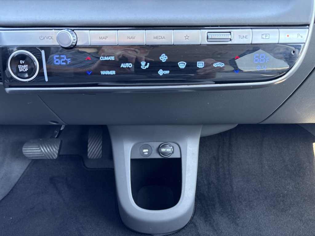 Certified 2023 Hyundai Ioniq 5 SEL w/ Cargo Package AWD/4WD image 28