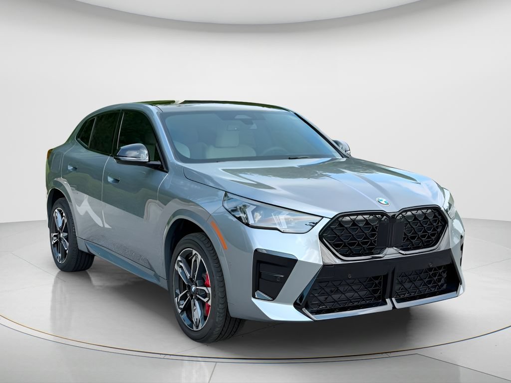 New 2026 BMW X2 xDrive28i AWD/4WD image 3