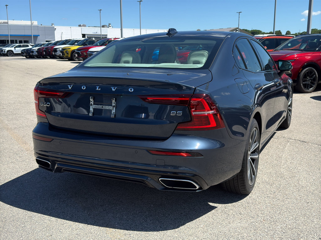 Used 2022 Volvo S60 B5 Inscription FWD image 5