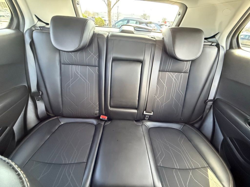 Used 2020 Chevrolet Trax LT w/ LT Convenience Package image 25