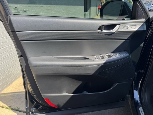 Used 2023 Hyundai Palisade Limited image 6