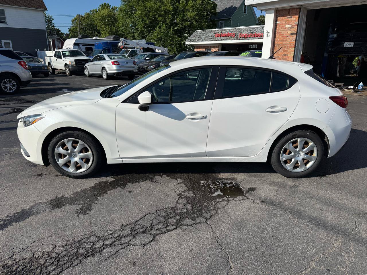 Used 2015 MAZDA MAZDA3 i Sport FWD image 8