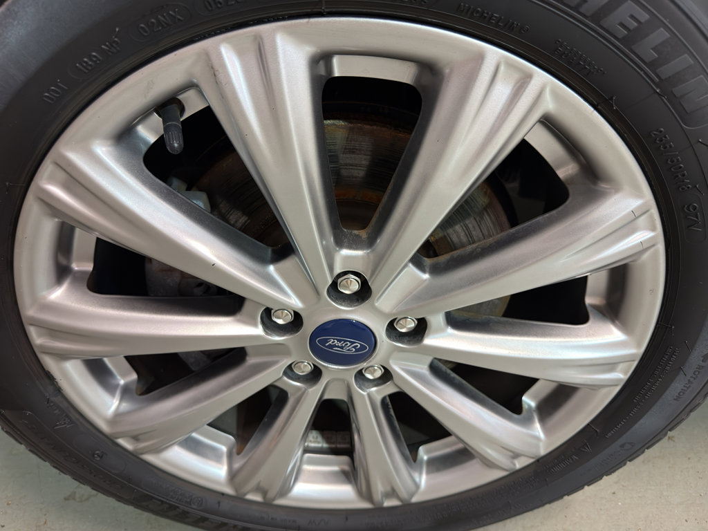 Used 2018 Ford Escape Titanium image 35
