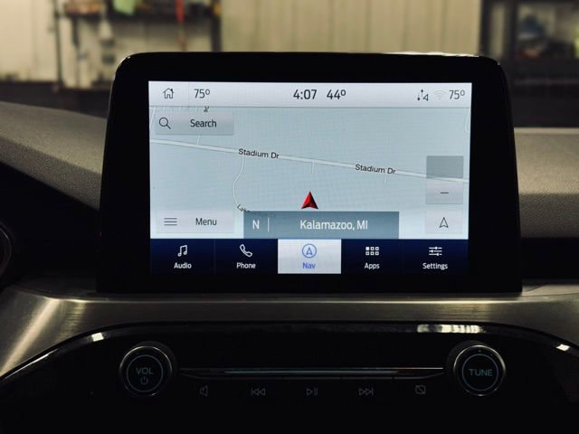 Used 2022 Ford Escape Titanium AWD/4WD image 33