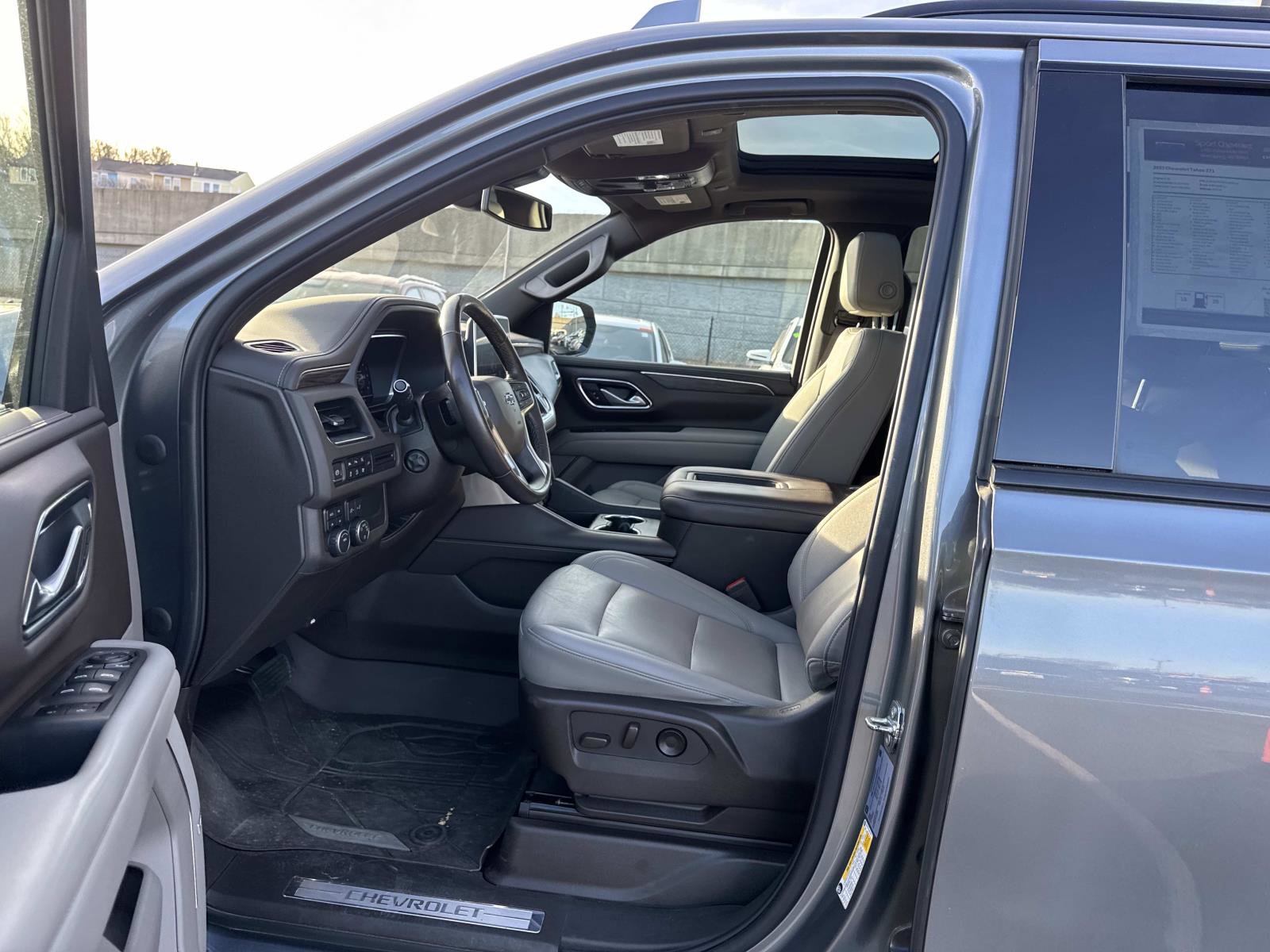 Certified 2022 Chevrolet Tahoe Z71 w/ Luxury Package image 20