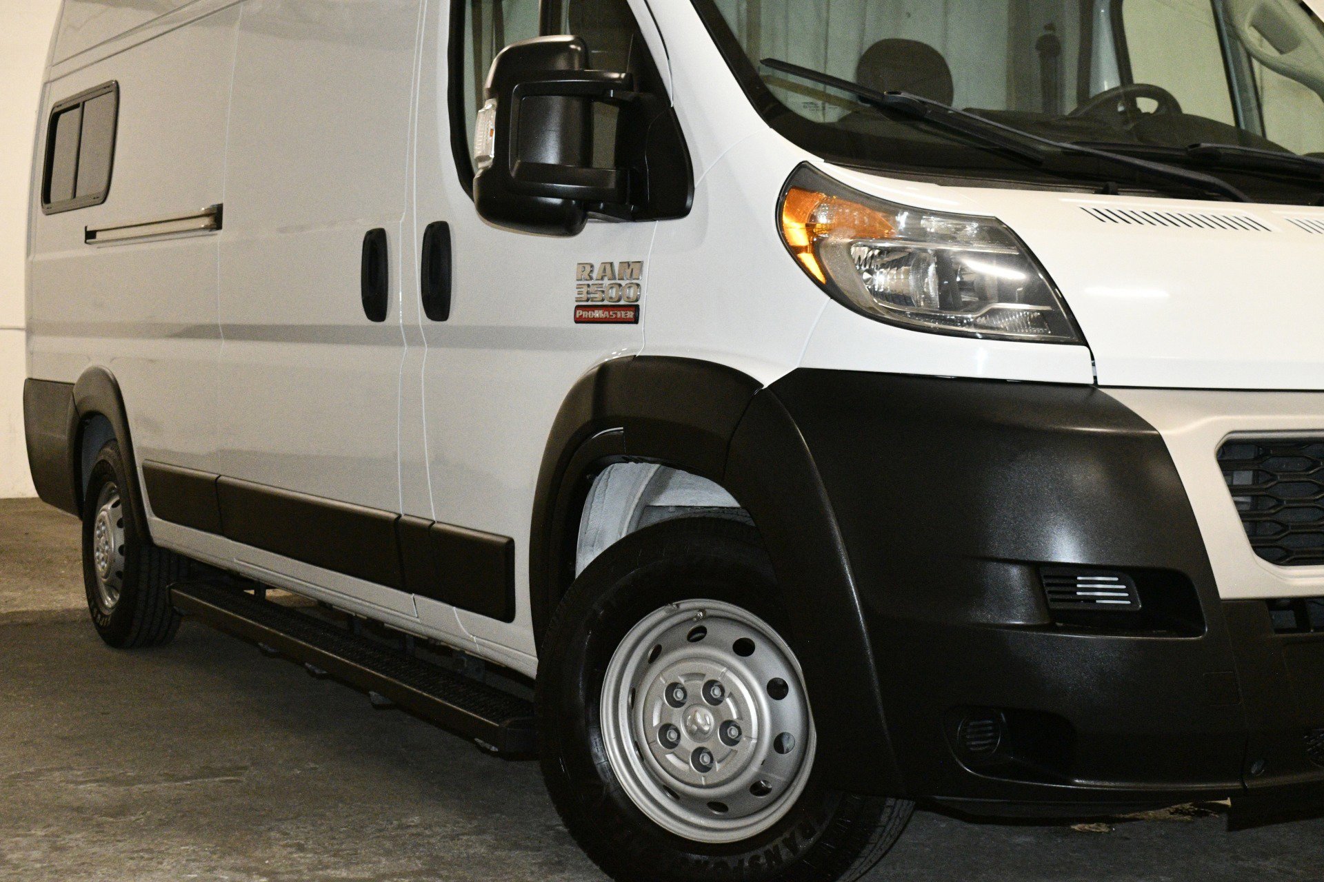 Used 2019 RAM ProMaster 3500 w/ Interior Convenience Group image 55