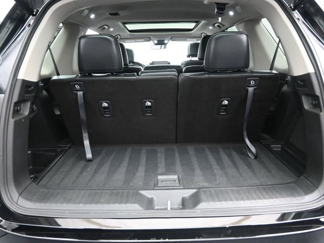 Used 2024 Honda Pilot Touring image 10