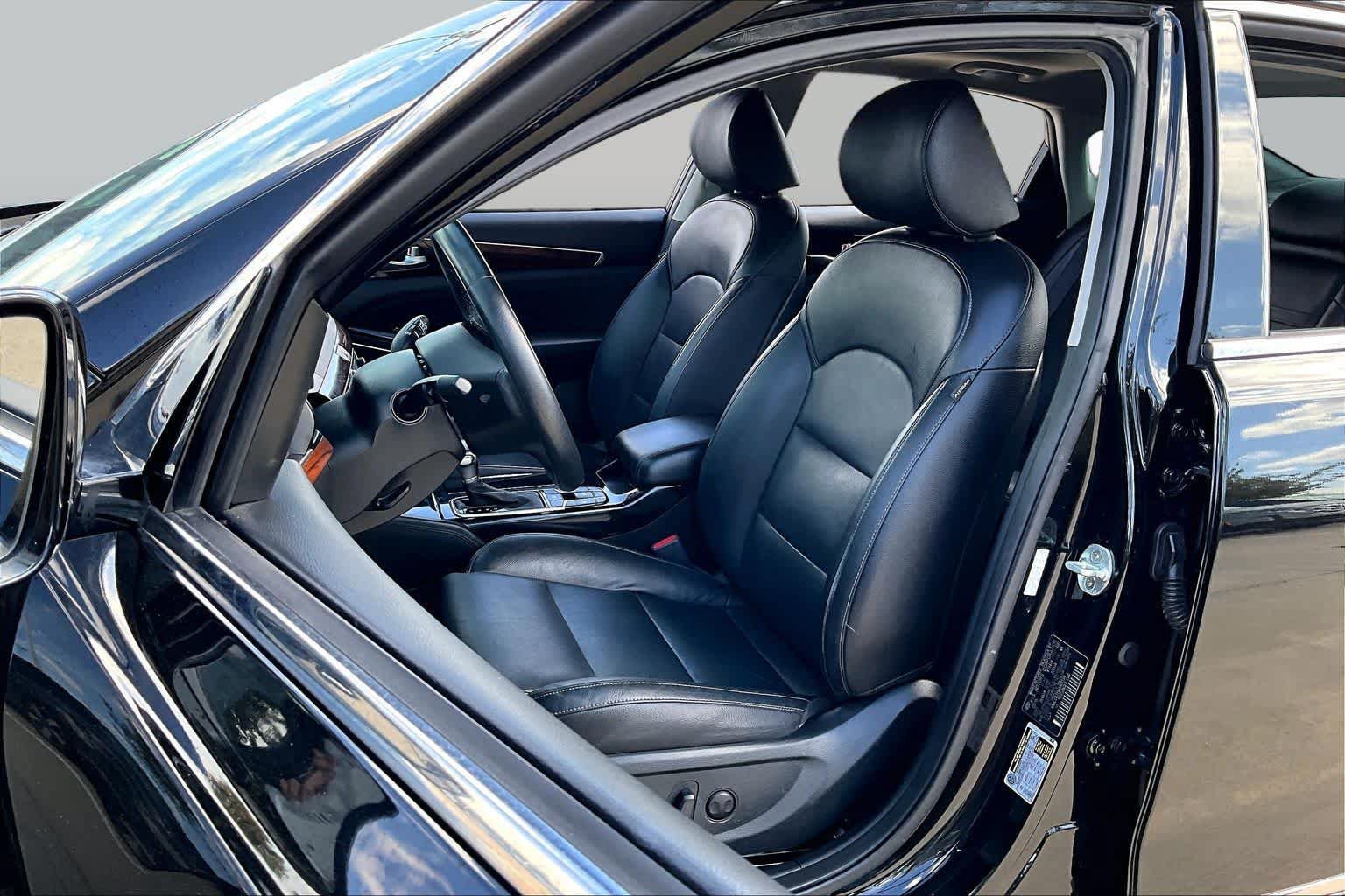 Used 2019 Kia Cadenza Technology FWD image 8