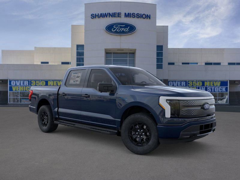 New 2025 Ford F150 Lightning XLT image 7