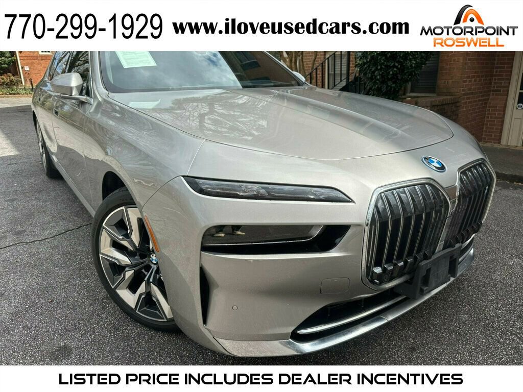 Used 2023 BMW i7 xDrive60 w/ Executive Package 2 AWD/4WD image 1